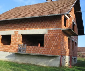 Kuća, Požega