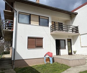 Kuća, Požega