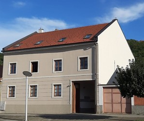 Flat, Požega