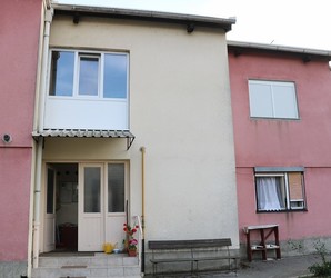 Flat, Požega