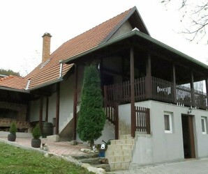 House, Brestovac