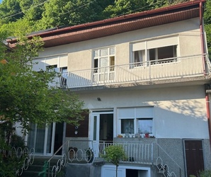 House, Požega