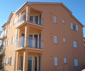Apartman, Kornić